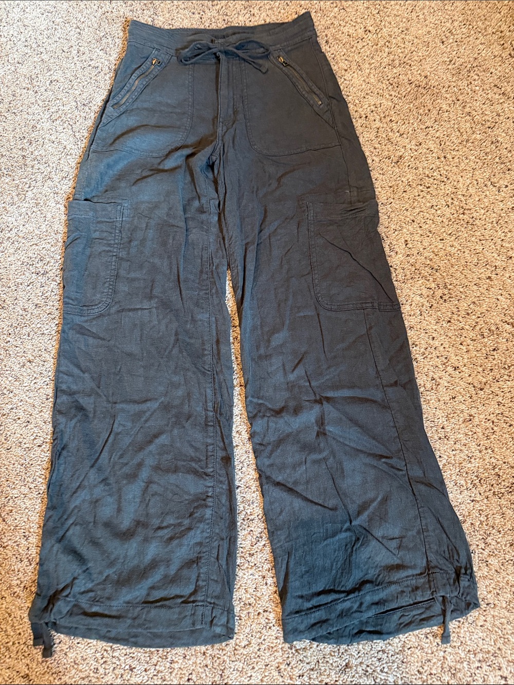 American Eagle Outfitters Black Wide-Leg Cargo Pants